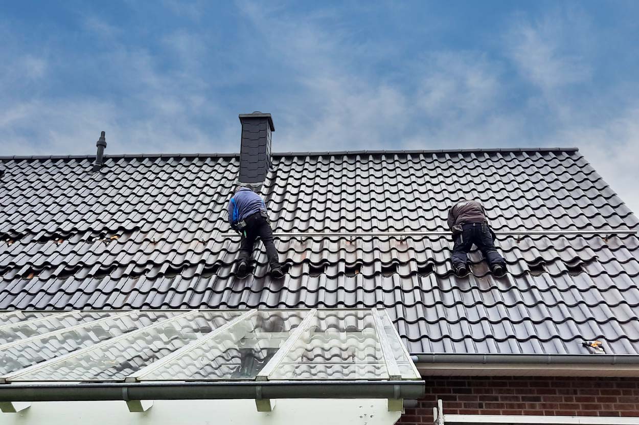 vorbereitende Arbeiten am Dach